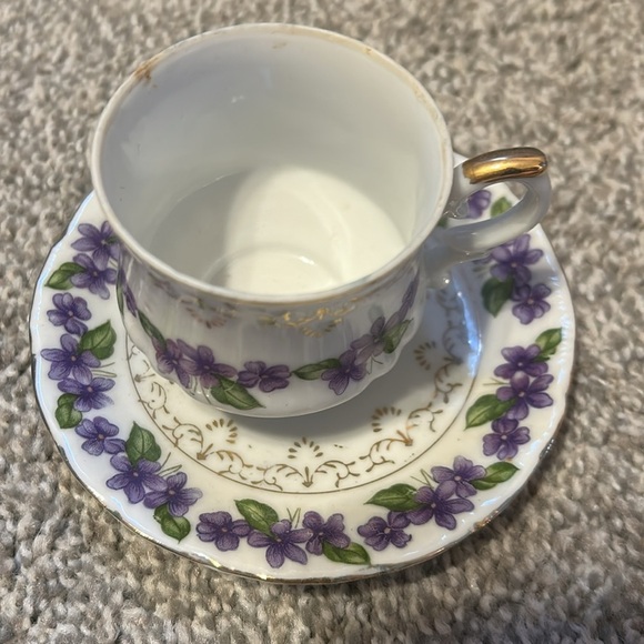 Vintage Inarco Japan purple violets demitasse teacup with saucer - Picture 2 of 6